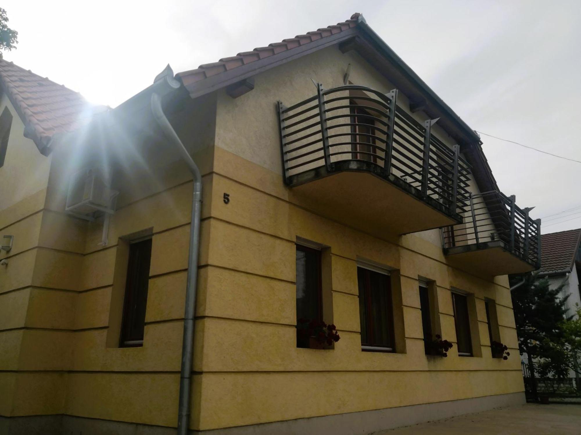 Frank Apartmanház Balatonboglár Exterior foto